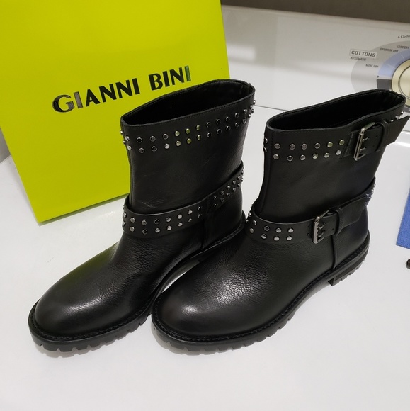 Gianni Bini Boots - Picture 5 of 7